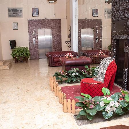 Ambassadeur Hotel Найроби Екстериор снимка